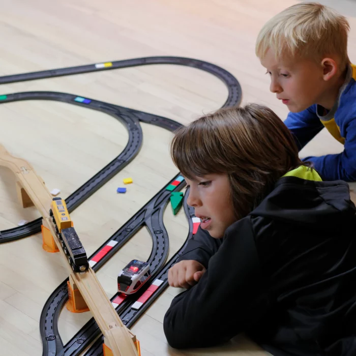 Intelino: Smart Train Starter Set - Image 10